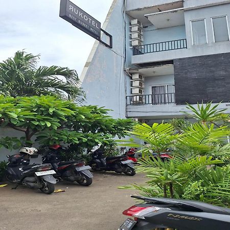 Oyo 93584 Rukotel South Tangerang Zewnętrze zdjęcie