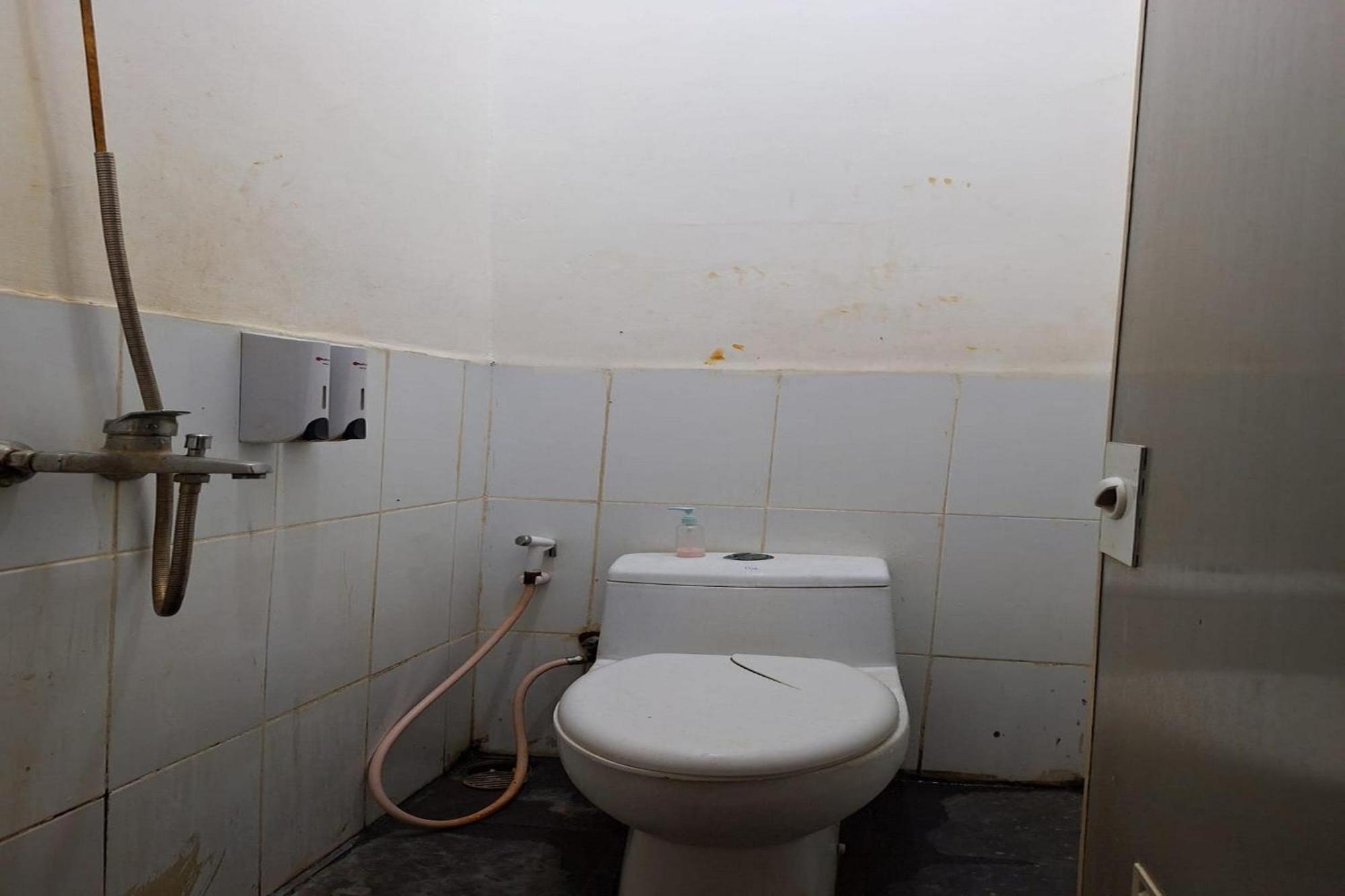 Oyo 93584 Rukotel South Tangerang Zewnętrze zdjęcie