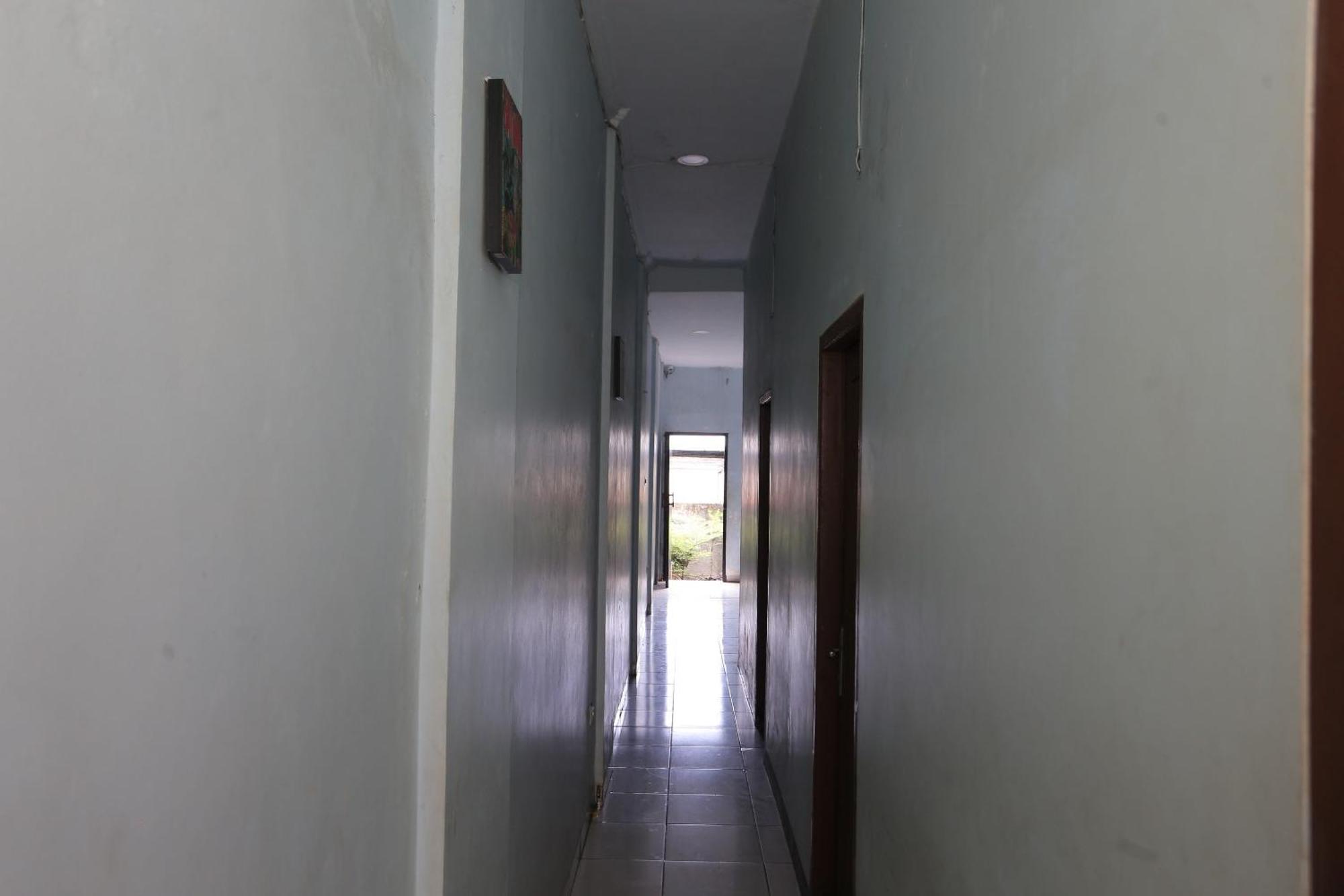 Oyo 93584 Rukotel South Tangerang Zewnętrze zdjęcie