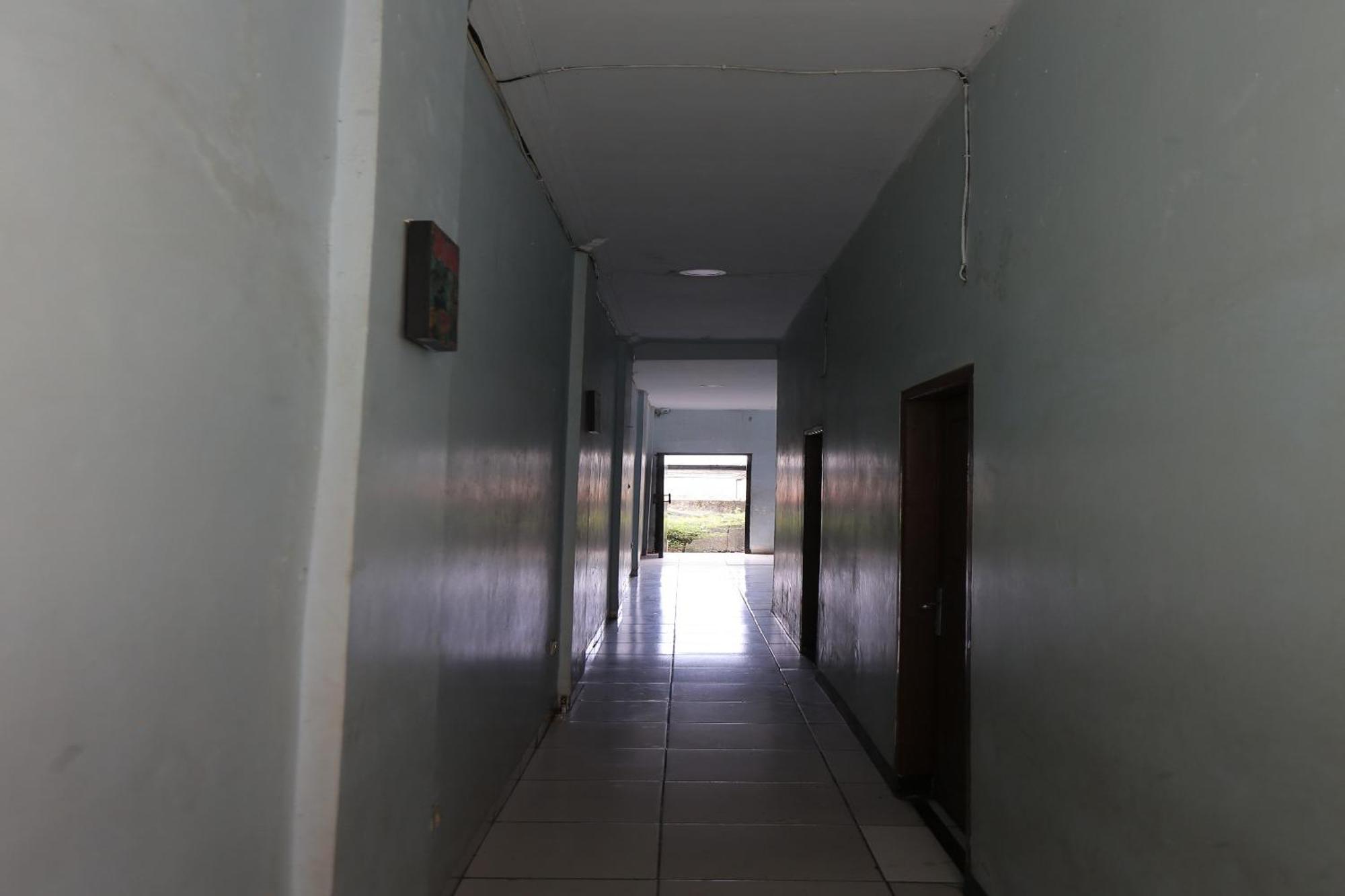 Oyo 93584 Rukotel South Tangerang Zewnętrze zdjęcie