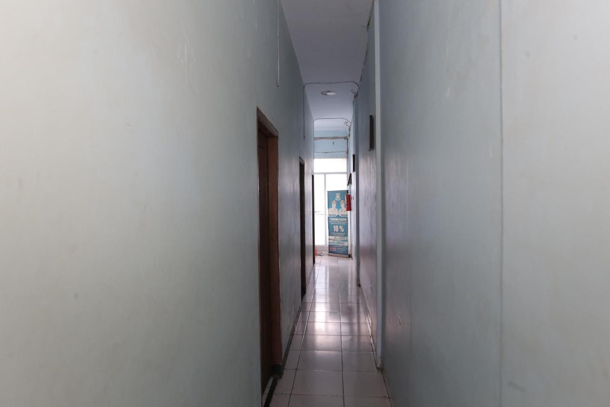 Oyo 93584 Rukotel South Tangerang Zewnętrze zdjęcie